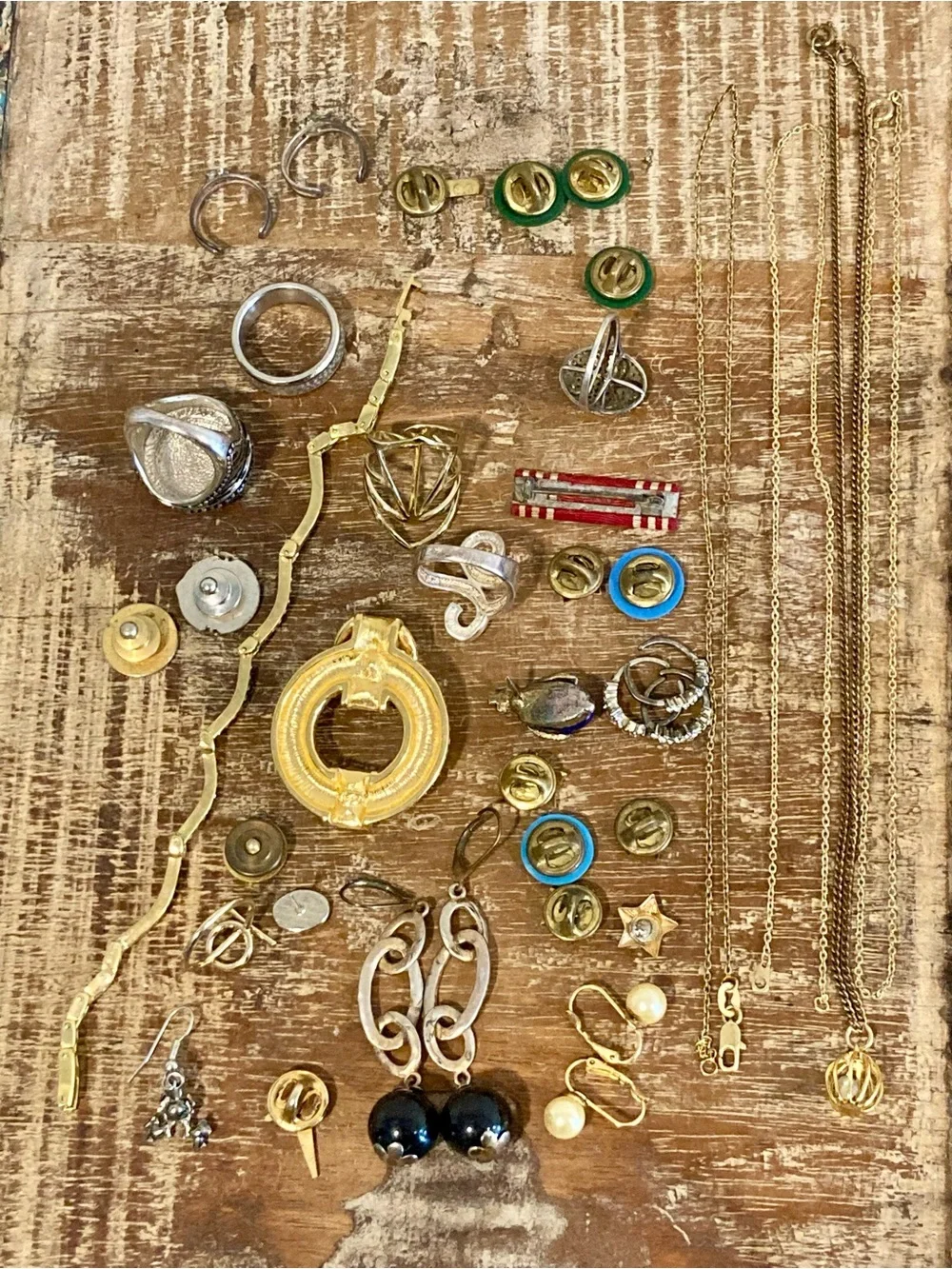 Broken Junk Jewelry & Pins Lot for Crafting Projects - Picture 13 of 16